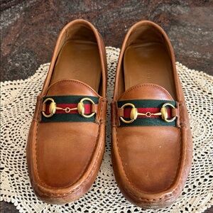 Gucci Tan Loafers with Gold and Green Accents